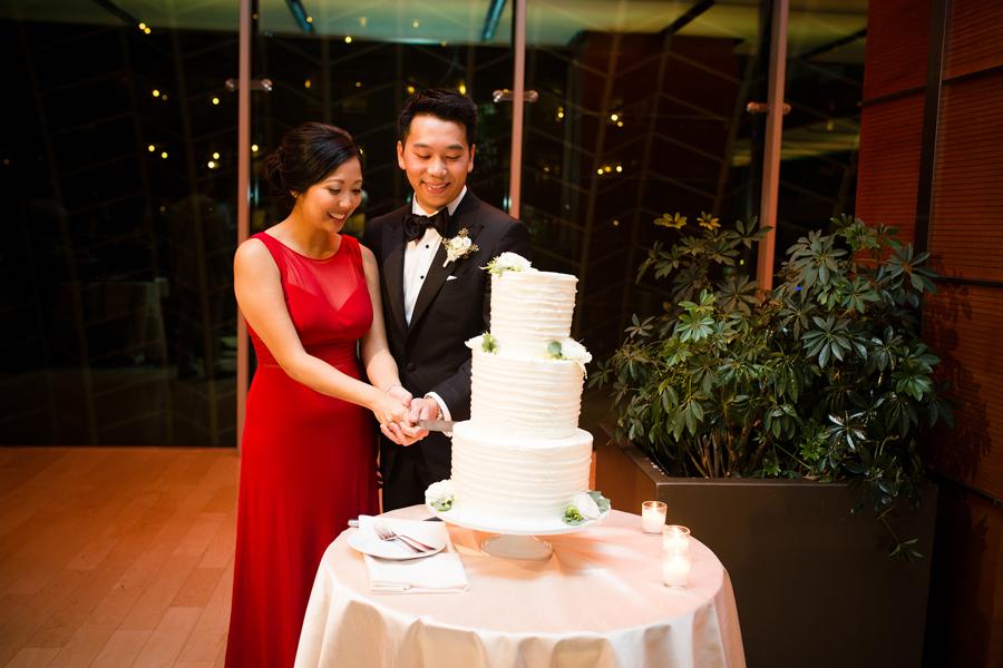 Modern Wedding at The Kimmel Center by Asya Photography Philadelphia Wedding Philly In Love