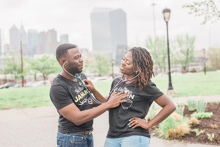 Center City Engagement Session by Tonjanika Smith Photography Philly In Love Philadelphia Weddings Venues Vendors