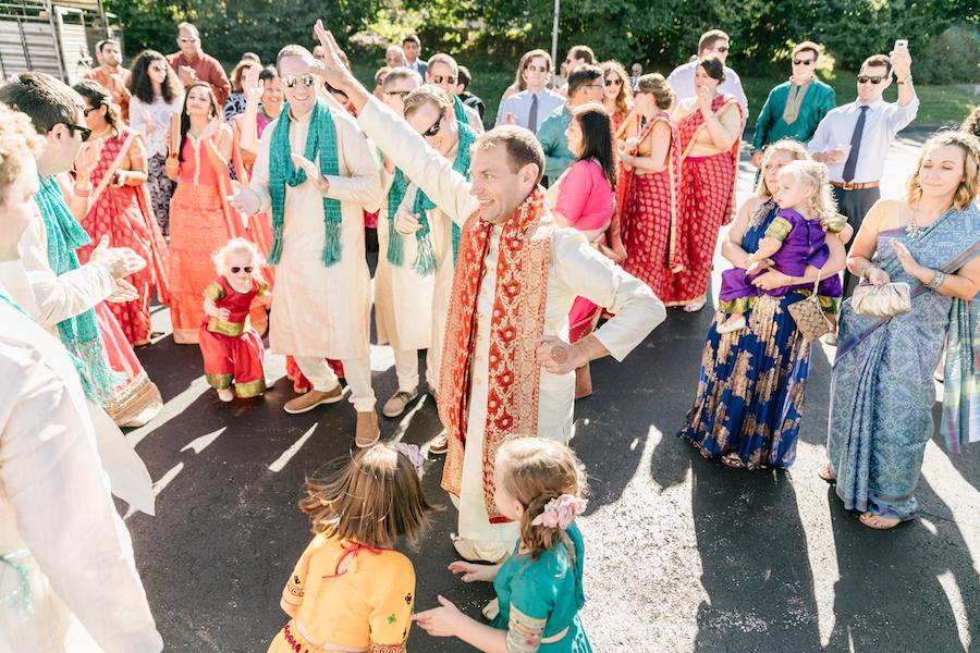 Elegant Multicultural Indian Wedding At Green Valley Country Club Events By Merida Emily Wren Photography Philly In Love Philadelphia Wedding Blog Venues Vendors