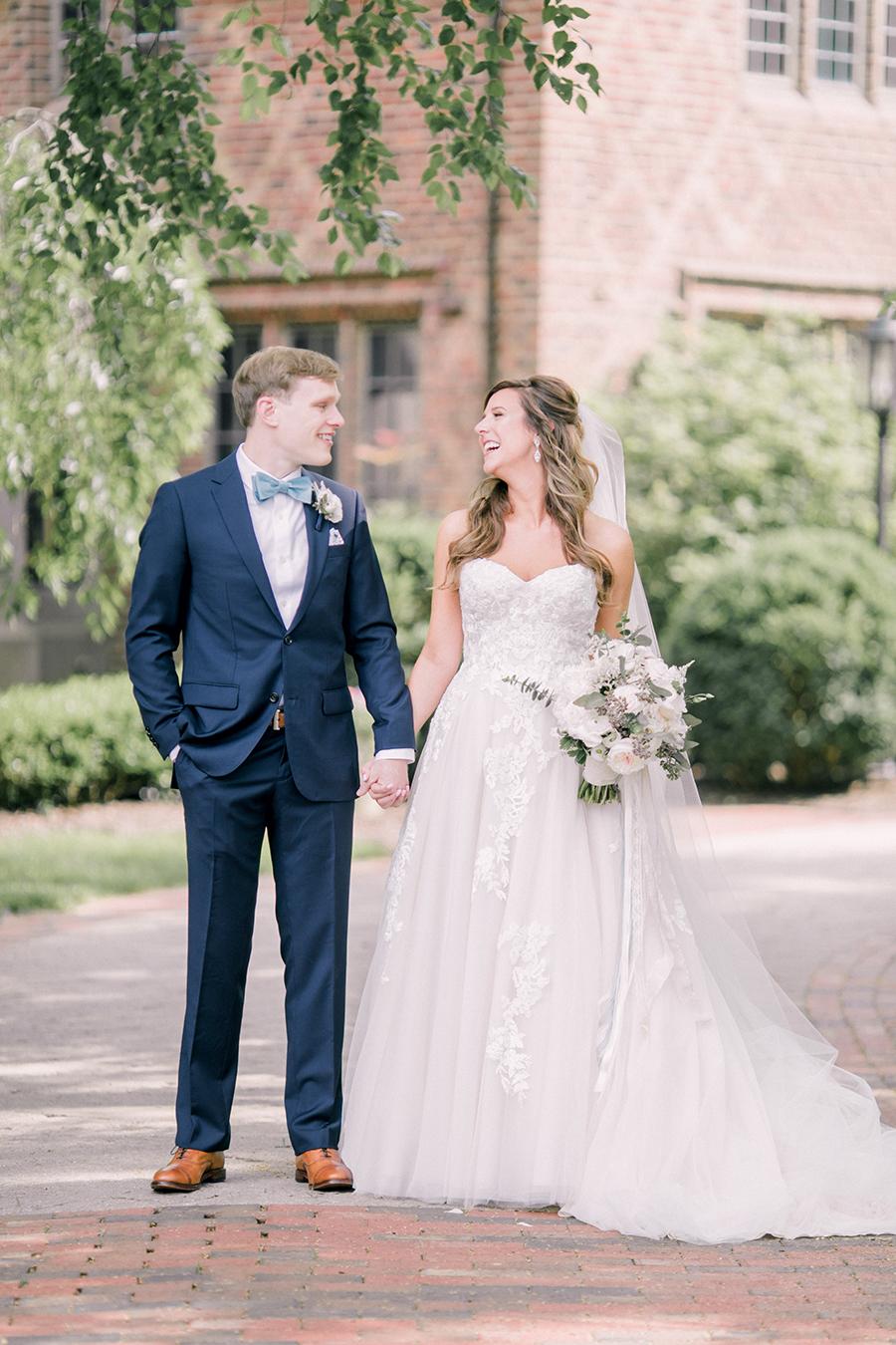 A Romantic Fairytale Wedding At Aldie Mansion Emily Wren Photography Philly In Love Philadelphia Wedding Blog Venues Vendors